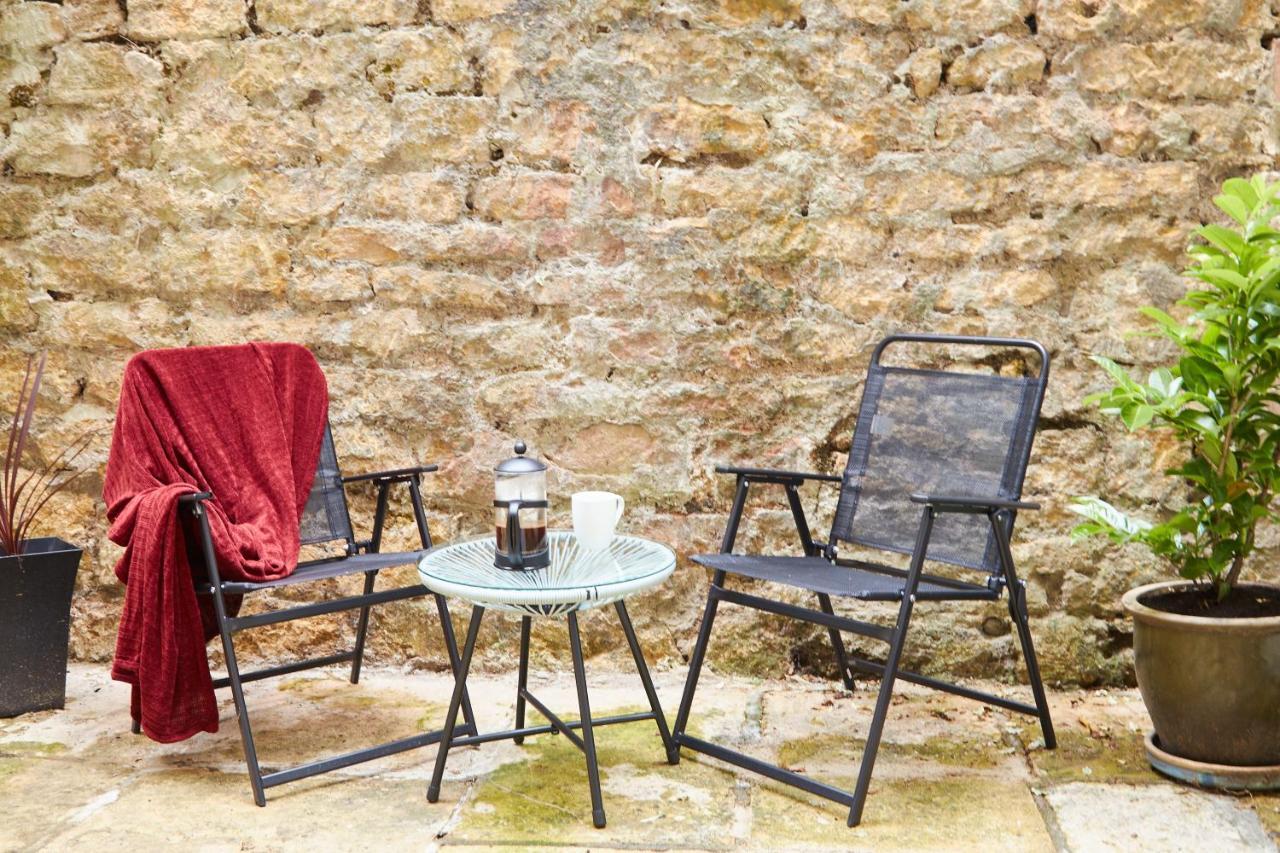 Wonderful Apartment In Bath With Garden - Sleeps 8 Ngoại thất bức ảnh