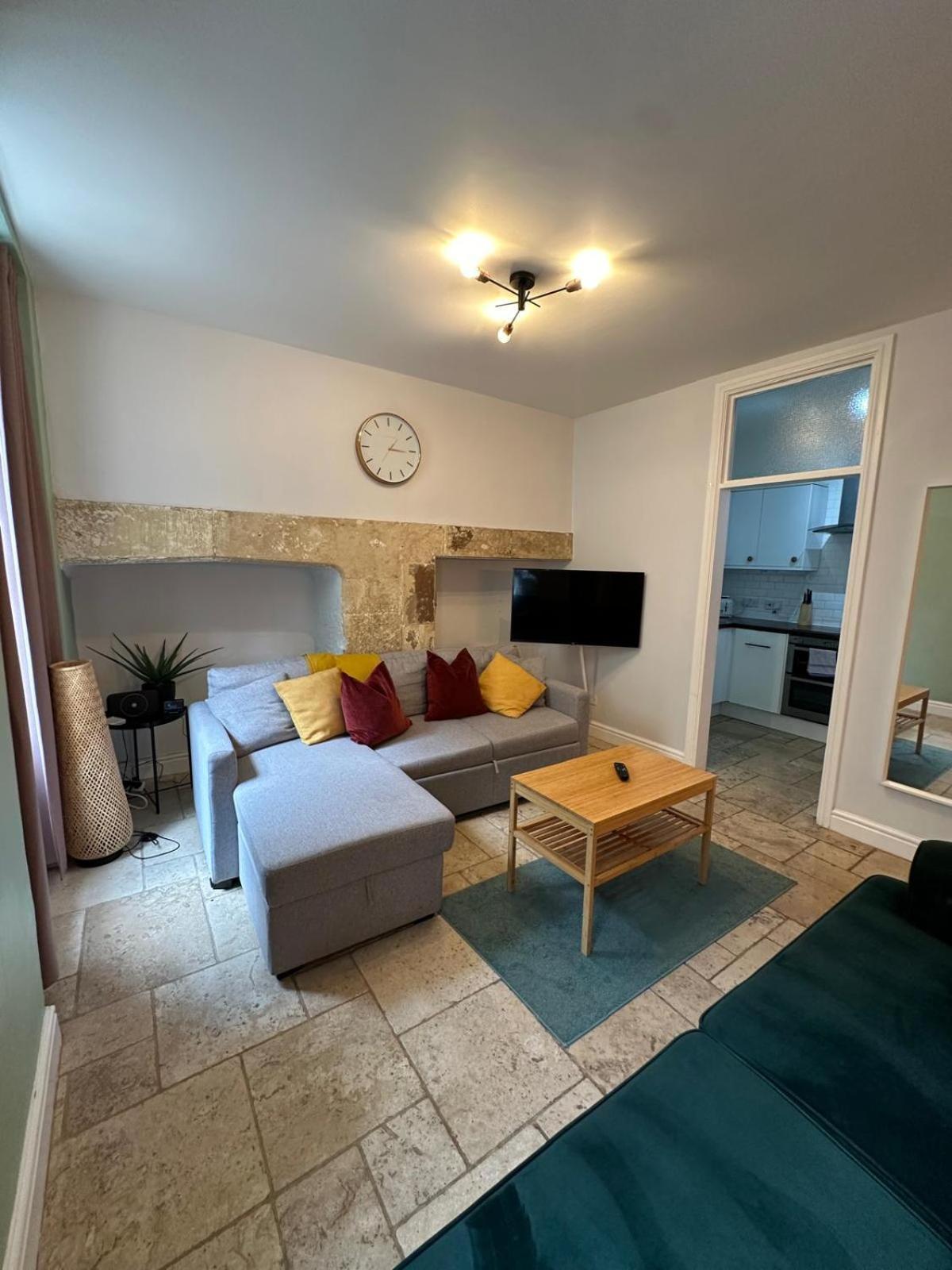 Wonderful Apartment In Bath With Garden - Sleeps 8 Ngoại thất bức ảnh